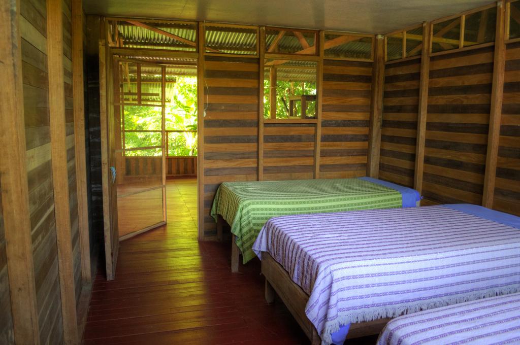 Isuyama Hostel Puerto Maldonado Bagian luar foto