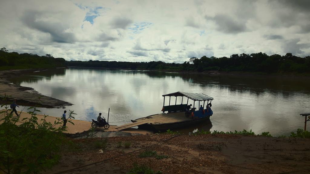 Isuyama Hostel Puerto Maldonado Bagian luar foto